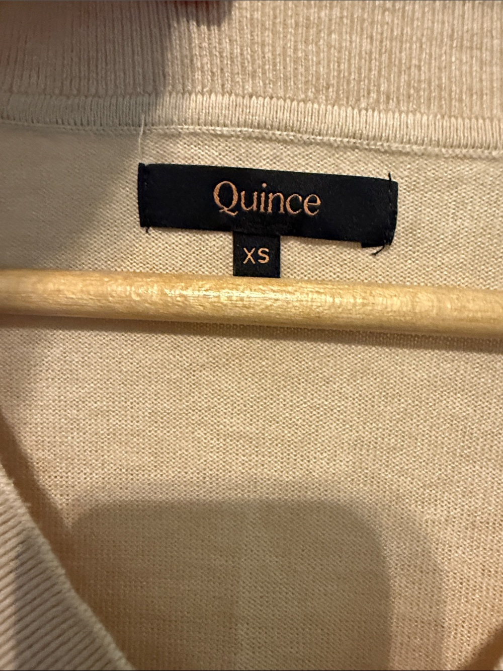 Perfect Quince Lightweight Cotton Cashmere V-Neck Sweater in Heathered Oatmeal - Picture 7 of 9